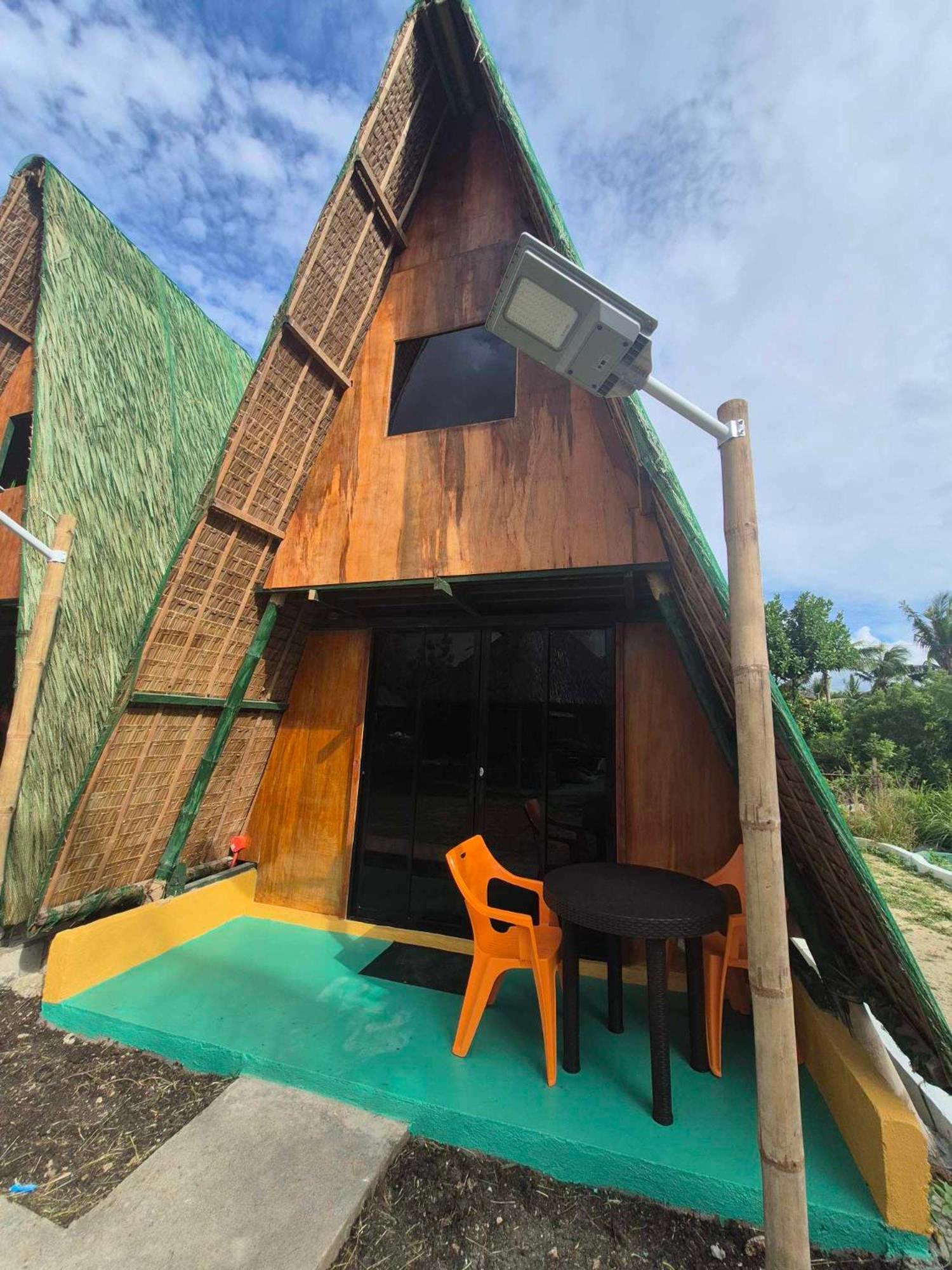 Nirvana Resort & Dive Centre - Moalboal Exterior foto